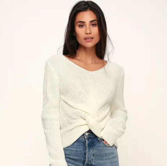 Sweaters - Cream ribbed knotted front sweater NWOT